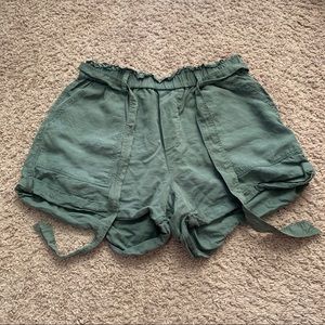 Aerie Green Paperbag Shorts Size Medium